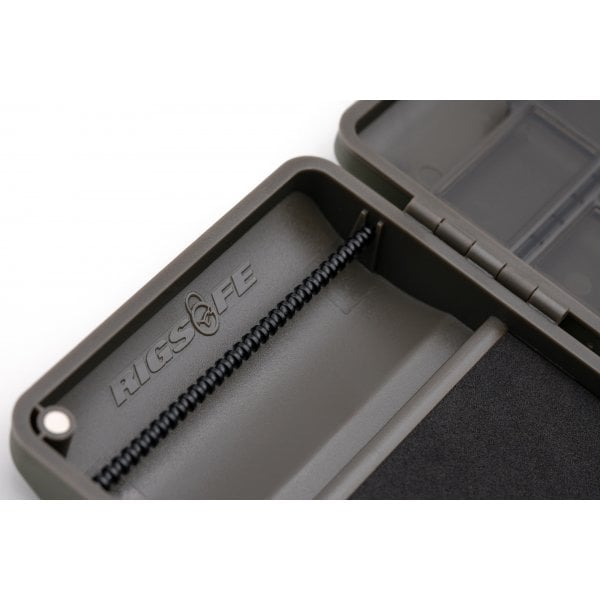 Korda Rig Safe Combi storage options